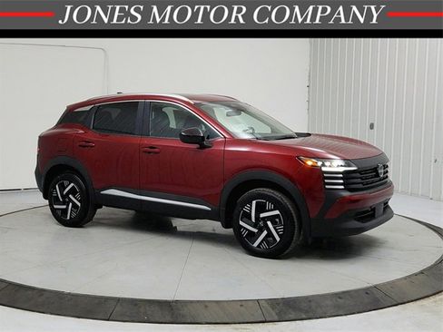 New 2026 Nissan Kicks SV w/ SV Premium Package image 1