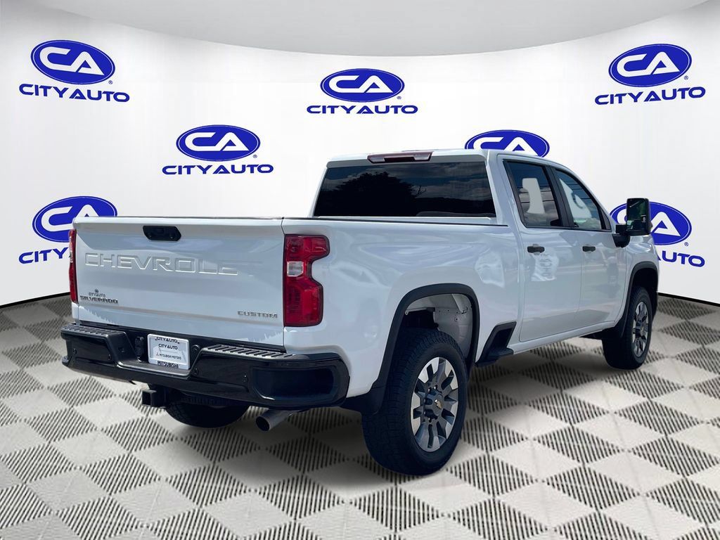 Used 2024 Chevrolet Silverado 2500 Custom w/ Custom Value Package AWD/4WD image 3