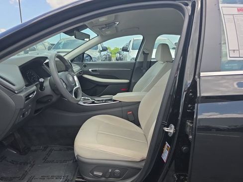 Used 2023 Hyundai Sonata SEL w/ Cargo Package FWD image 5