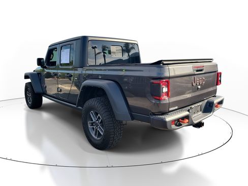 Used 2024 Jeep Gladiator Mojave AWD/4WD image 6