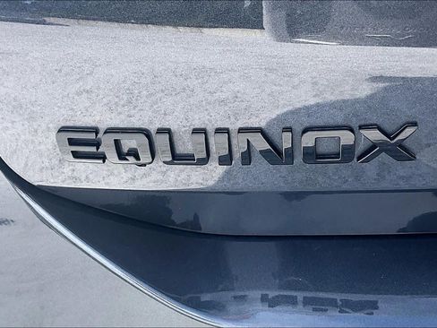 Used 2023 Chevrolet Equinox RS FWD image 30