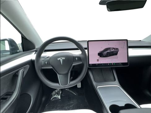 Used 2022 Tesla Model Y Performance AWD/4WD image 32
