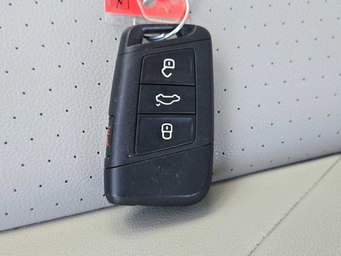 Used 2021 Volkswagen Jetta R-Line image 32