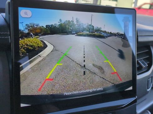 Certified 2022 Ford Expedition XLT image 30