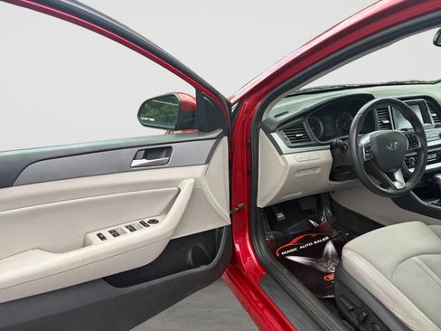 Used 2018 Hyundai Sonata SEL FWD image 11