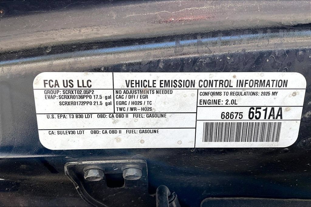 Certified 2025 Jeep Wrangler Unlimited Rubicon w/ Convenience Group AWD/4WD image 33