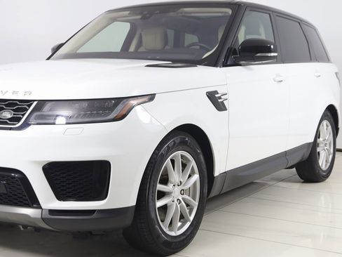 Used 2020 Land Rover Range Rover Sport SE image 56