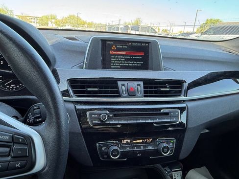 Used 2018 BMW X1 sDrive28i w/ Convenience Package FWD image 20