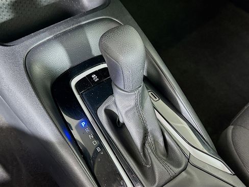 Used 2024 Toyota Corolla LE image 23