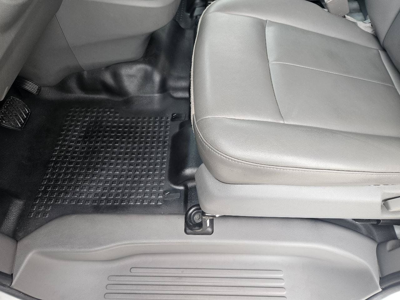 Used 2019 Nissan NV 1500 S RWD image 13
