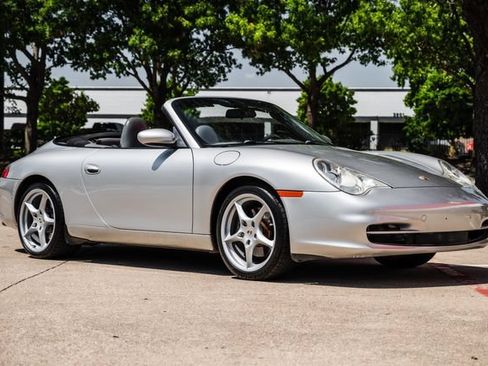 Used 2003 Porsche 911 Carrera RWD image 5