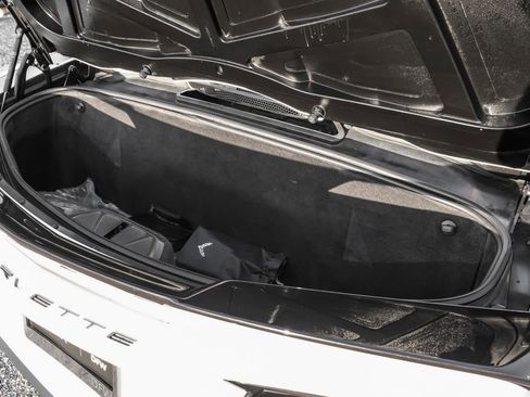 Used 2022 Chevrolet Corvette Stingray Premium Conv w/ Z51 Performance Package image 57