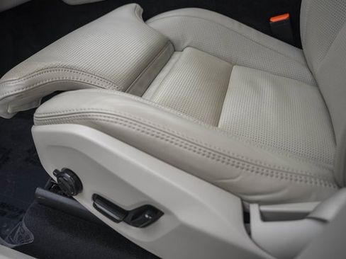 Used 2023 Volvo XC90 B6 Ultimate w/ Protection Package Premier image 36