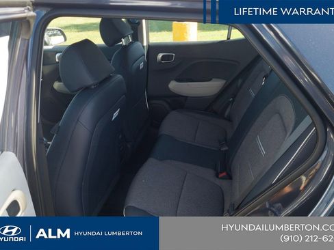 New 2026 Hyundai Venue SEL FWD image 17