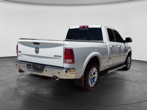 Used 2013 RAM 1500 Laramie w/ Convenience Group AWD/4WD image 10