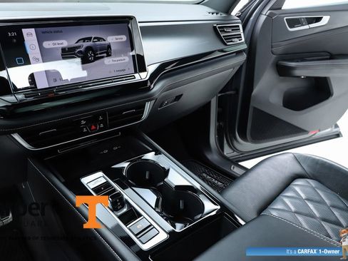 Used 2024 Volkswagen Atlas Cross Sport SEL Premium R-Line image 62