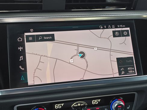 Used 2022 Audi Q3 2.0T Premium Plus image 22