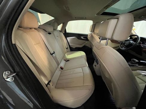 Used 2021 Audi A4 2.0T Premium image 26