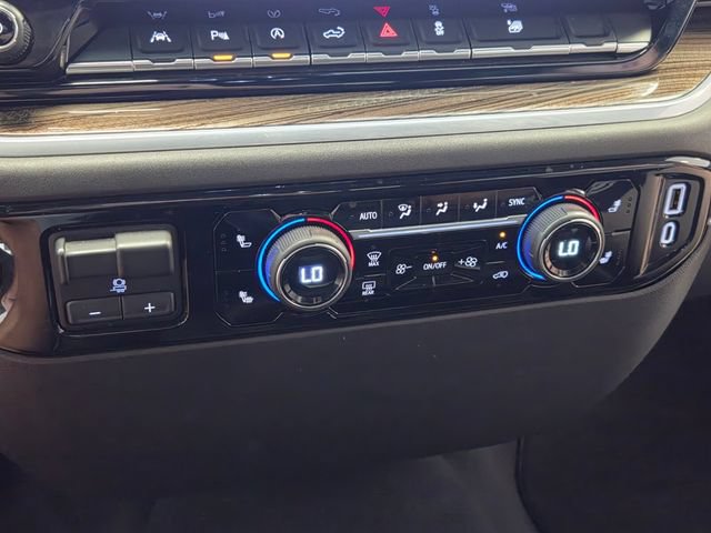 Used 2022 Chevrolet Silverado 1500 LT w/ All Star Edition Plus AWD/4WD image 24