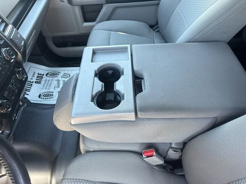 Used 2016 Ford F150 XLT w/ Equipment Group 302A Luxury AWD/4WD image 29