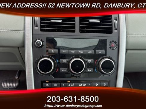 Used 2017 Land Rover Discovery Sport HSE Luxury AWD/4WD image 25