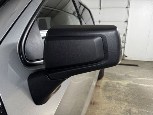 New 2026 GMC Sierra 1500 Elevation image 16