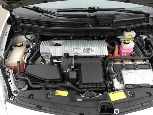 Used 2010 Toyota Prius Two FWD image 23