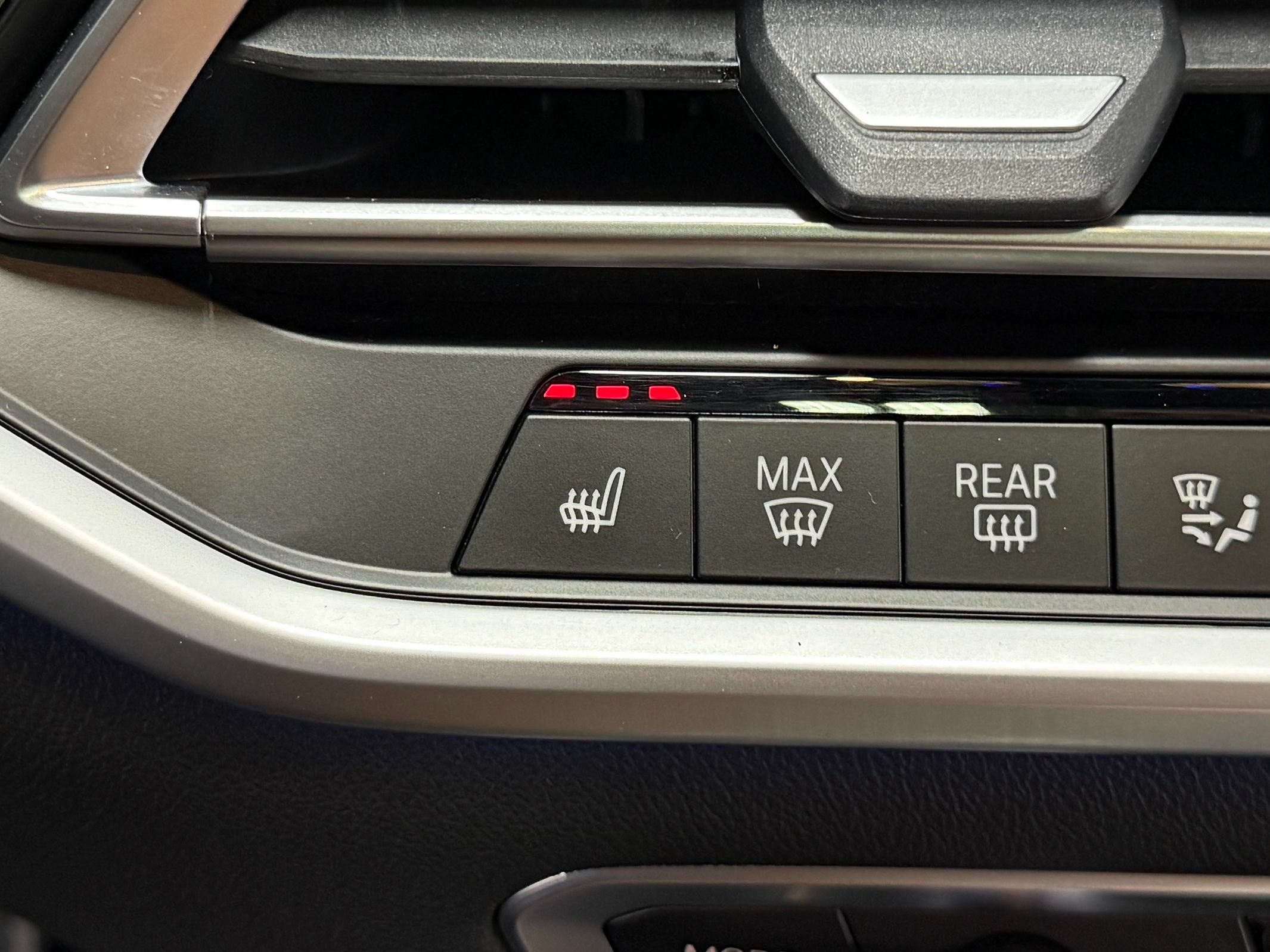Used 2022 BMW X7 xDrive40i AWD/4WD image 37