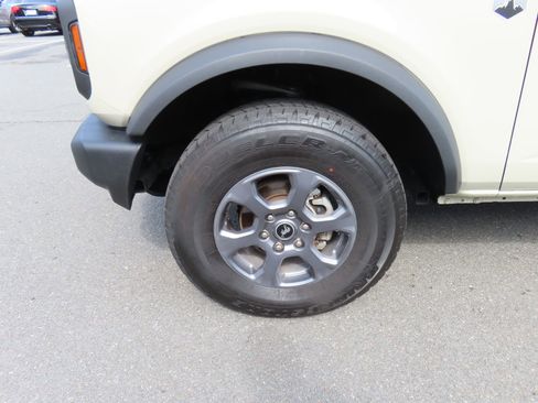 Used 2025 Ford Bronco Big Bend image 12