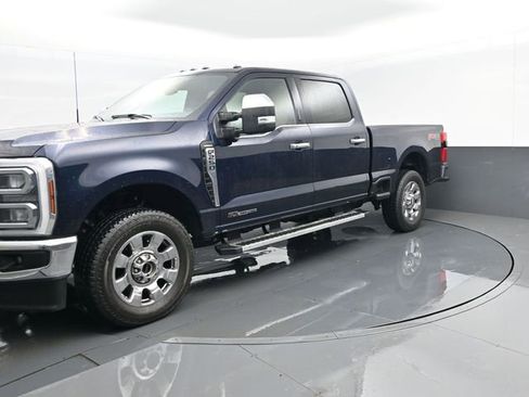 Used 2024 Ford F250 Lariat w/ Chrome Package image 2
