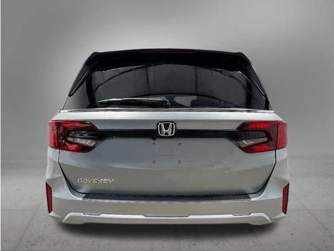 New 2026 Honda Odyssey EX-L image 4