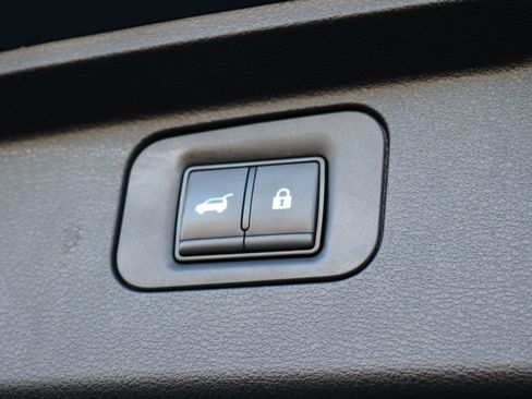 Certified 2025 INFINITI QX80 Sensory image 29