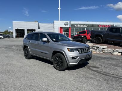 Used 2021 Jeep Grand Cherokee Laredo X