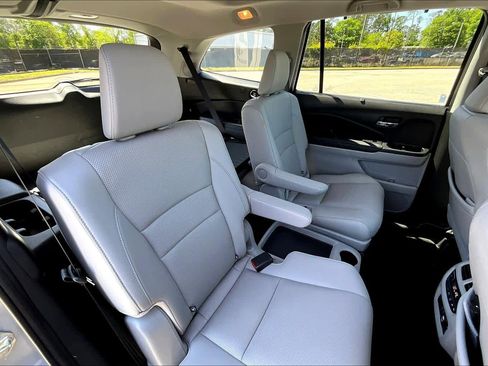 Used 2020 Honda Pilot Elite image 20