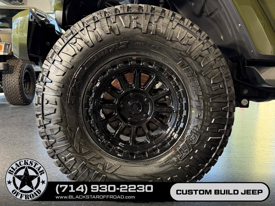 Used 2024 Jeep Wrangler High Altitude AWD/4WD image 34