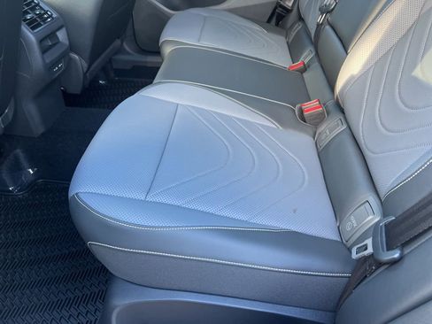 New 2026 Volkswagen Tiguan SE image 13