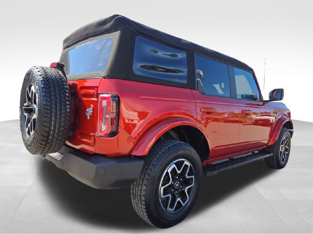 Used 2023 Ford Bronco Outer Banks AWD/4WD image 13
