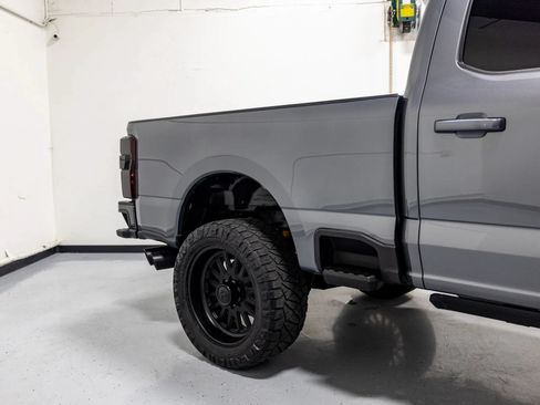Used 2024 Ford F250 Platinum AWD/4WD image 26