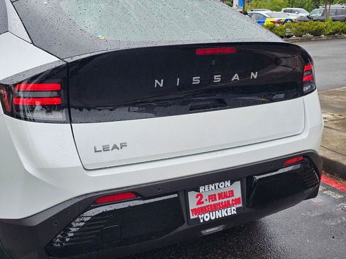 New 2026 Nissan Leaf SV+ w/ Illuminated Package FWD image 10