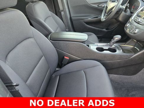 Used 2024 Chevrolet Malibu LT image 12