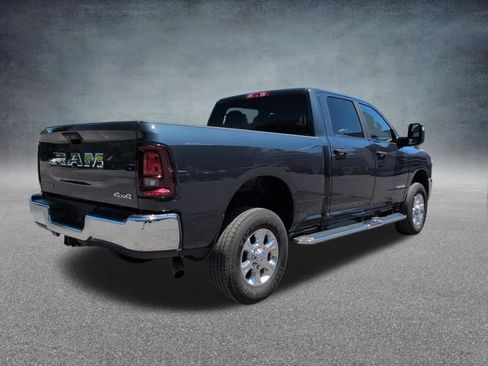 Used 2025 RAM 2500 Big Horn AWD/4WD image 7
