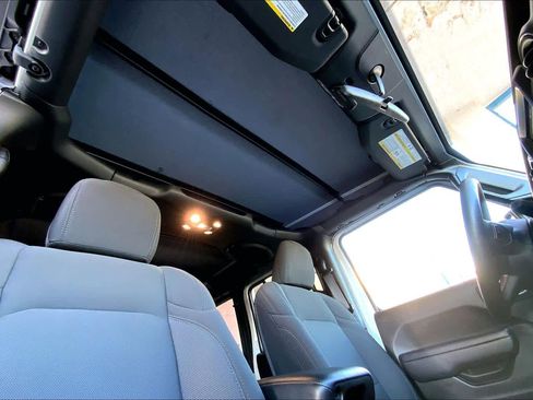 Used 2023 Jeep Wrangler Sport image 12