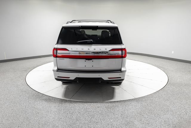 Used 2019 Lincoln Navigator L Reserve AWD/4WD image 34