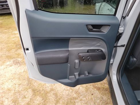 New 2025 Ford Maverick XL w/ Equipment Group 102A image 24