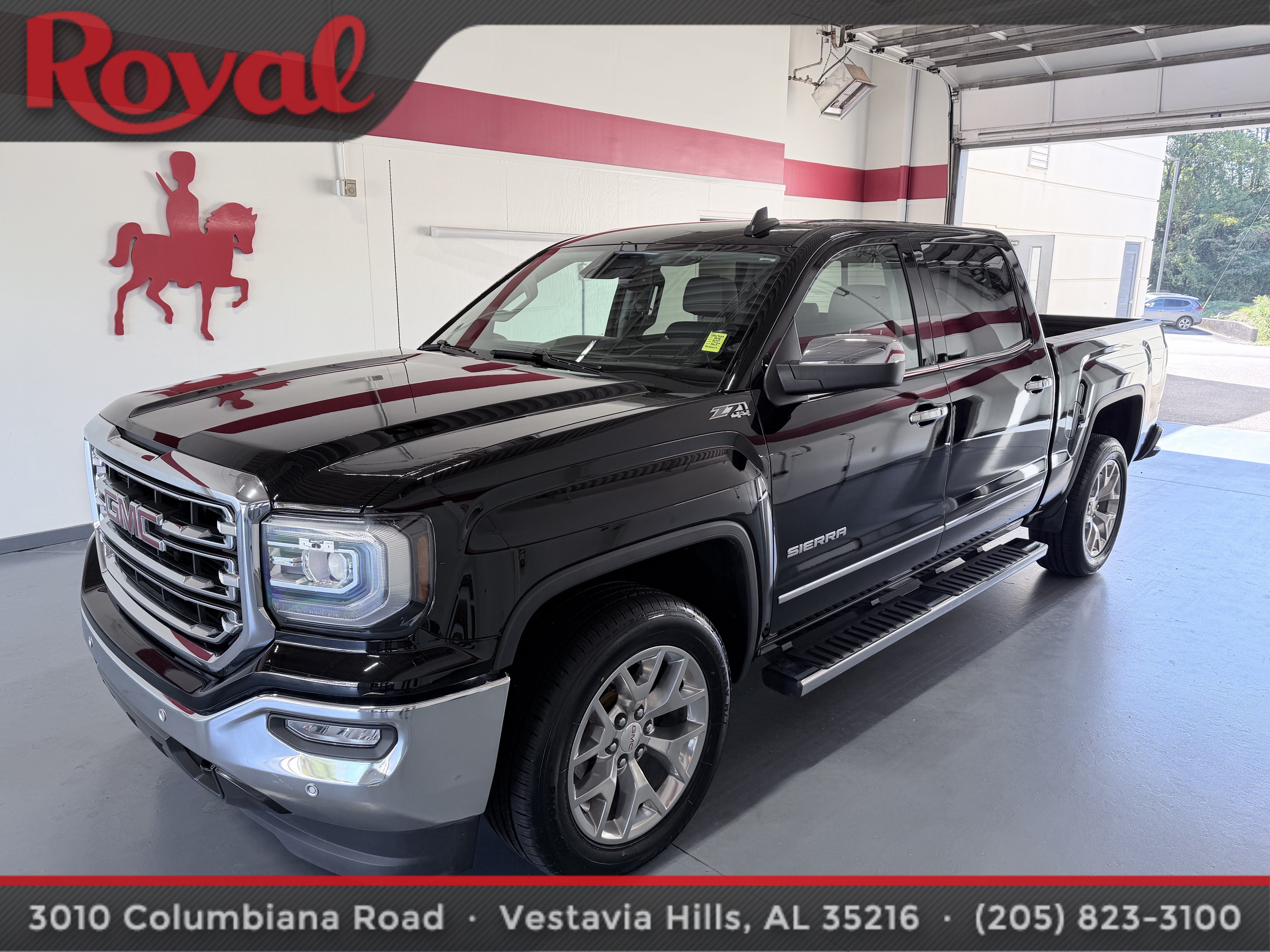 Used 2018 GMC Sierra 1500 SLT AWD/4WD image 1