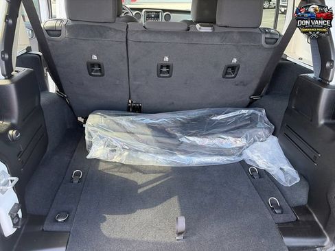 Certified 2022 Jeep Wrangler Unlimited Sport AWD/4WD image 21