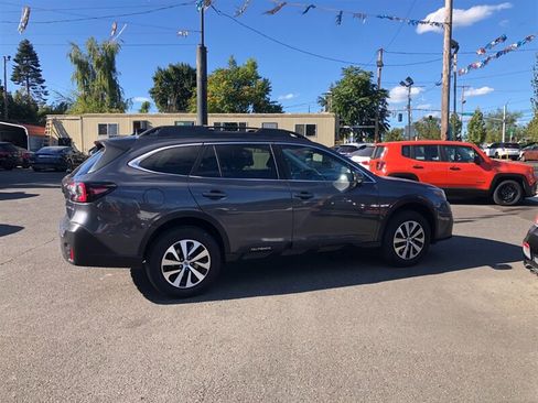 Used 2020 Subaru Outback Premium w/ Popular Package #1 AWD/4WD image 2