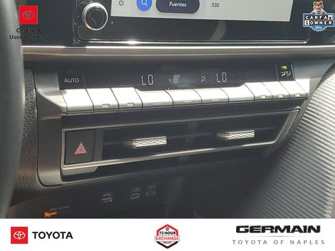Used 2025 Toyota Camry SE FWD image 31