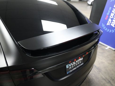 Used 2016 Tesla Model X Performance image 14