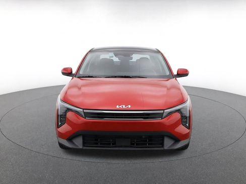 Used 2025 Kia K4 FWD image 2